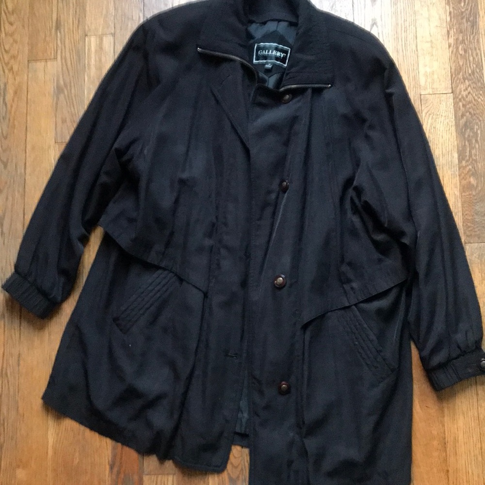 Black rain three-quarter length jacket.